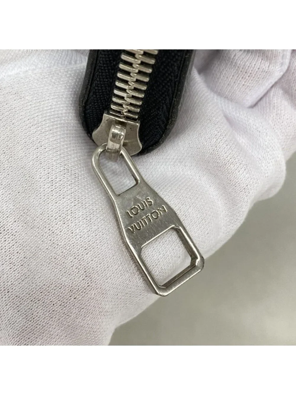 Louis Vuitton Wallet Taiga Zippy Walletvertical Ardoise